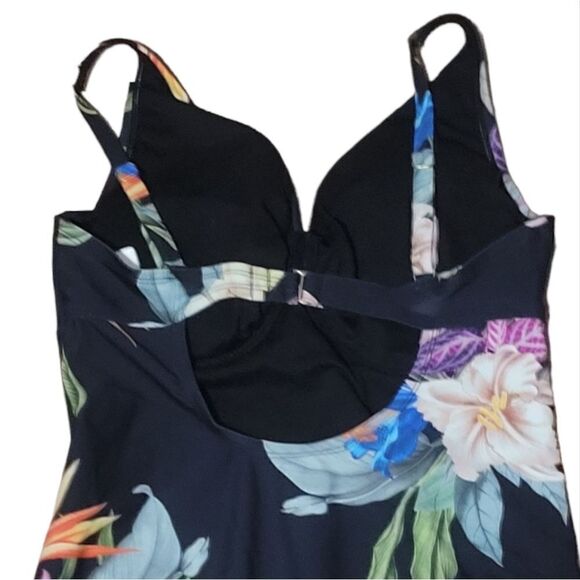 Kona Sol Tropical Print One Piece Swimsuit - Picture 4 of 6